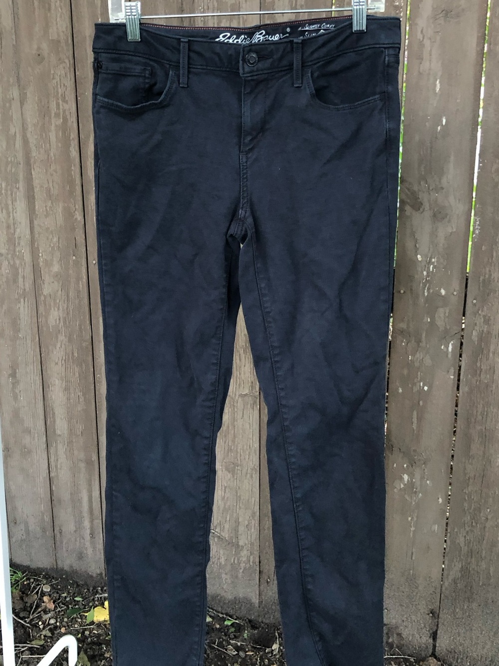 Eddie Bauer Slightly Curvy Slim Straight Skinny Jeans in Dark Navy Blue